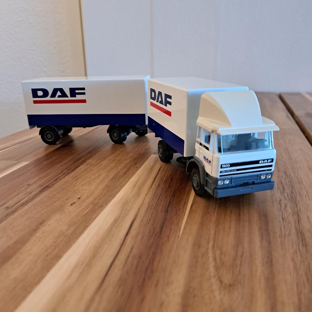 DAF,S DIV MET AANHANGER NIEUW LION TOYS ., Hobby en Vrije tijd, Modelauto's | 1:50, Verzenden, Nieuw, Bus of Vrachtwagen, Lion Toys