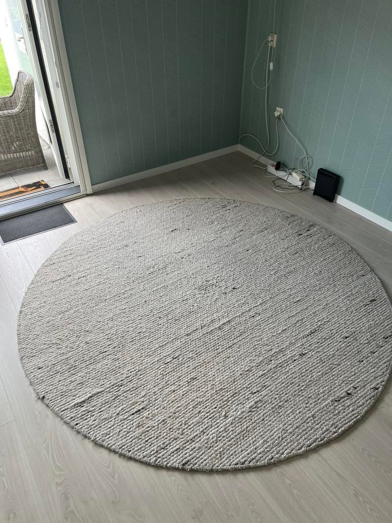 Rond off white kleed 230 doorsnee, Gebruikt, Rond, 200 cm of meer, Ophalen of Verzenden