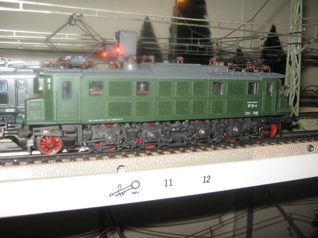 Duitse aparte klassieke 1D1 eloc serie E 17 voor MARKLIN, Wisselstroom, Locomotief, Ophalen of Verzenden, Zo goed als nieuw