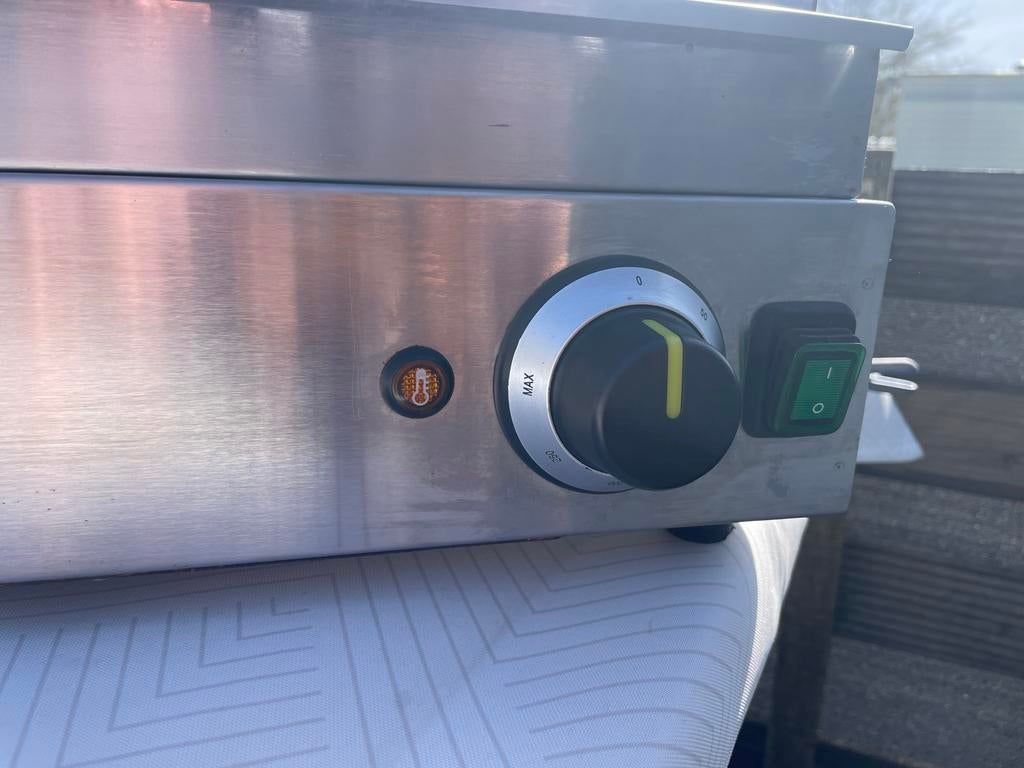 Hendi Bakplaat Profi Line - Glad - 52x33 cm - 230V, Ophalen, Gebruikt