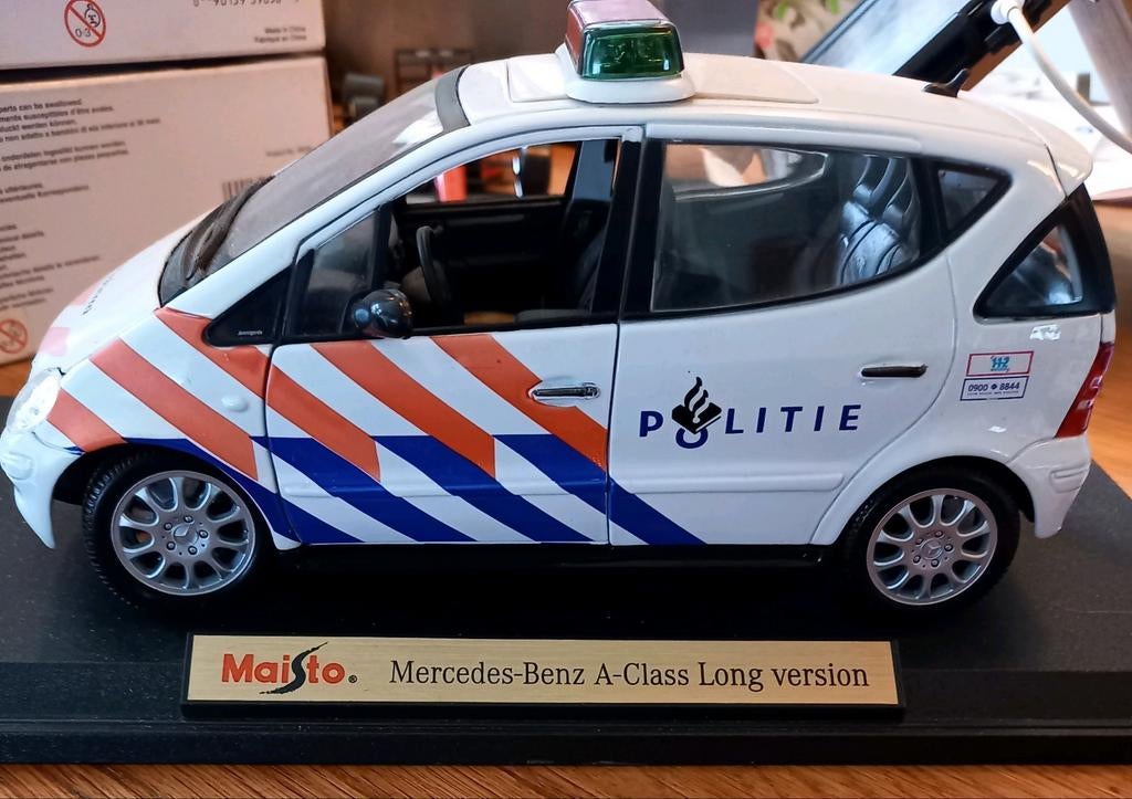 Politieauto 6 stuks, Hobby en Vrije tijd, Modelauto's | Overige schalen, Ophalen of Verzenden, Zo goed als nieuw, Auto