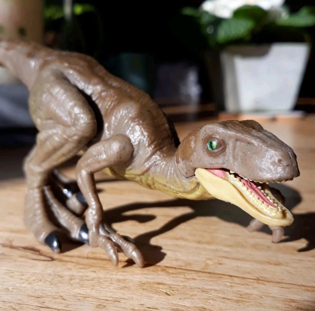 Mattel Jurassic World Park Legacy Collection Velociraptor 2, Kinderen en Baby's, Speelgoed | Actiefiguren, Ophalen of Verzenden