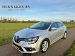 Renault Mégane Estate 1.3 TCe Limited, Stof, Gebruikt, 4 cilinders, 1290 kg