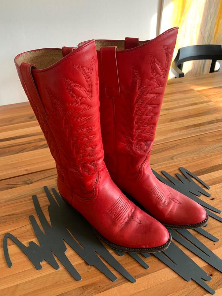 Sendra, rode laarzen, maat 38, Kleding | Dames, Schoenen, Zo goed als nieuw, Hoge laarzen, Rood, Ophalen of Verzenden