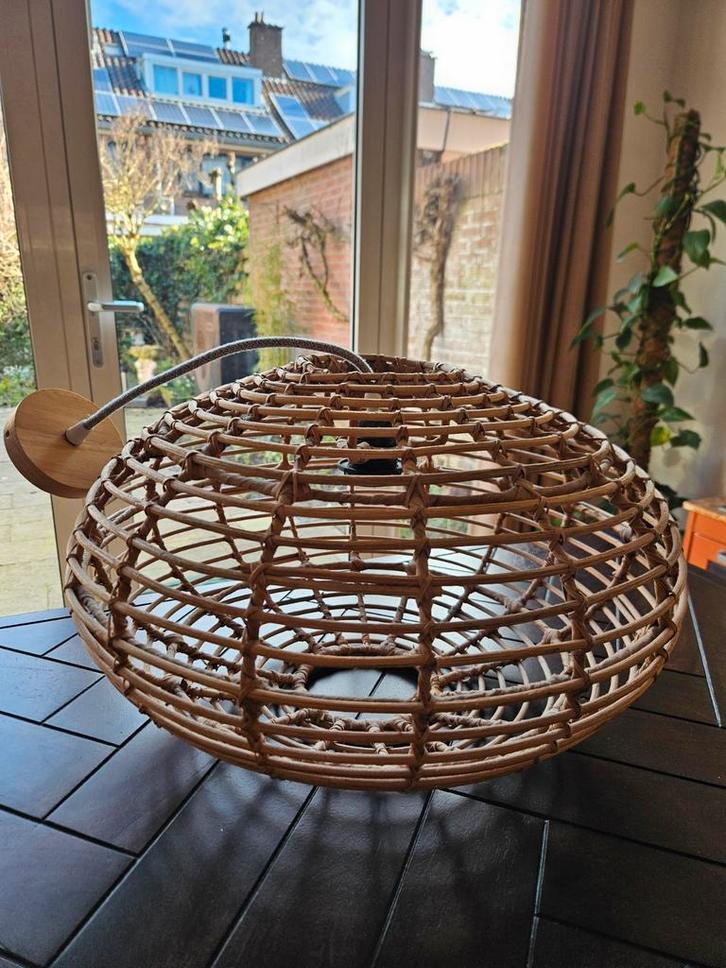 Rotan lamp KidsDepot, Huis en Inrichting, Lampen | Hanglampen, Zo goed als nieuw, Minder dan 50 cm, Hout, Ophalen of Verzenden