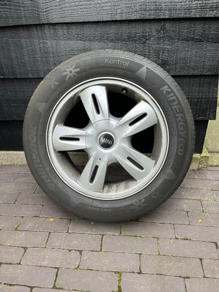 Set wielen 4x100 - Mini 175/65R15 Hankook/Pirelli, Ophalen of Verzenden, Gebruikt, Hyundai