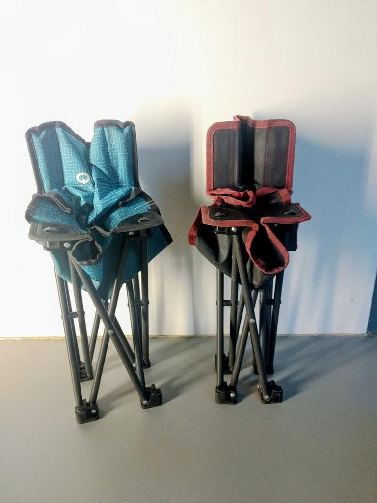 2 Quechua compacte kindercampingstoelen, Ophalen