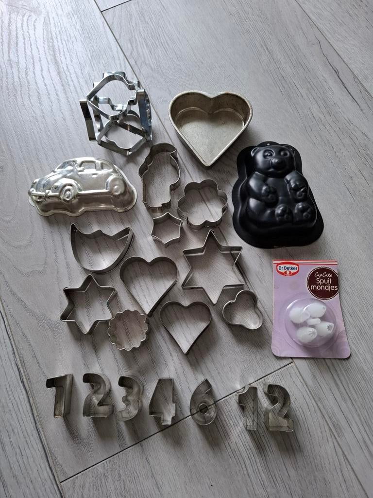 Vormpjes om te bakken, Hobby en Vrije tijd, Taarten en Cupcakes maken, Ophalen of Verzenden, Gebruikt, Taarten of Cupcakes, Bakvorm