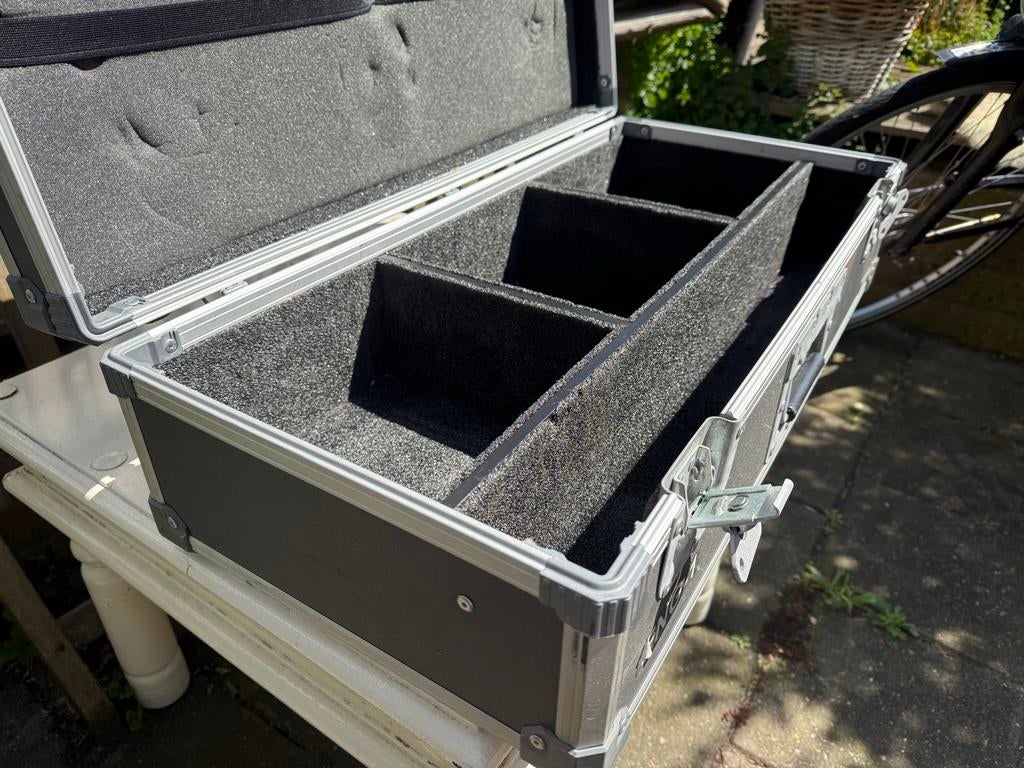 Robuuste Flightcase met Interne Verdelers, Muziek en Instrumenten, Behuizingen en Koffers, Ophalen, Gebruikt, Overige instrumenten