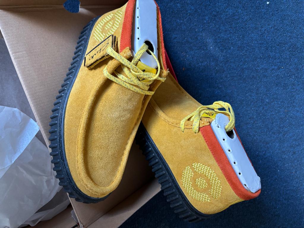 Pokemon clarks schoenen, Ophalen of Verzenden, Nieuw, Overige typen