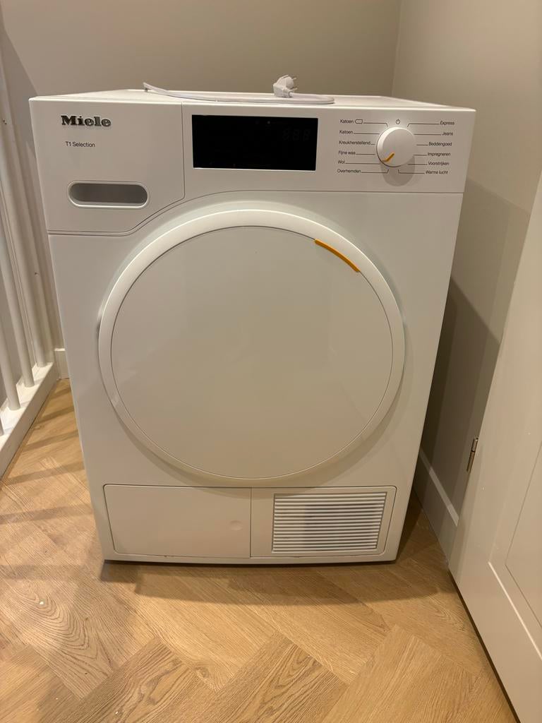 Miele T1 Selection TSB143WP Warmtepompdroger, Ophalen, 6 tot 8 kg, Gebruikt, Voorlader