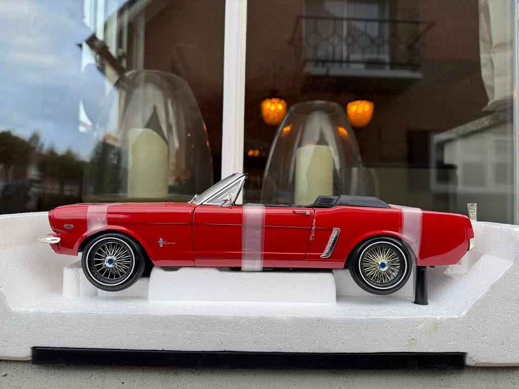 1:12 Ford Mustang Cabrio rood 1964 Ertl, Auto, USA, Nieuw, Ophalen of Verzenden