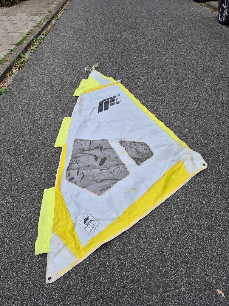 Fanatic kids sail 3.0 m2, Ophalen, Gebruikt, Zeil, Minder dan 5 m²