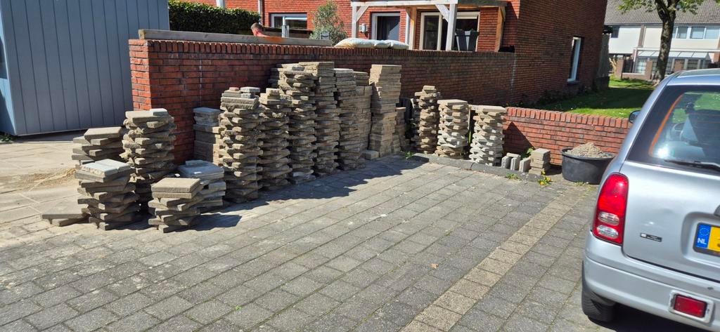 Heel veel verschillende tegels, Tuin en Terras, Ophalen, Gebruikt, Beton, Terrastegels