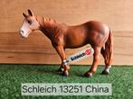 Schleich 13251 Quarter merrie met vaantje uit 2001, Ophalen of Verzenden, Zo goed als nieuw, Paard, Beeldje of Figuurtje