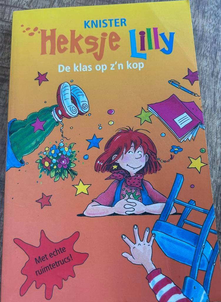 Heksje Lilly - De klas op z'n kop (Knister), Boeken, Kinderboeken | Jeugd | onder 10 jaar, Ophalen of Verzenden, Gelezen