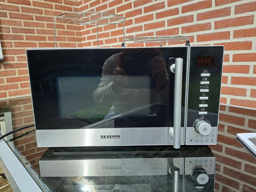 Kleine combimagnetron SEVERIN MW 9722, Witgoed en Apparatuur, Magnetrons, Ophalen of Verzenden