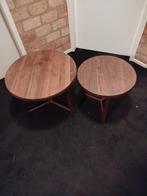Massief notenhouten bijzettafels, Huis en Inrichting, Tafels | Bijzettafels, Minder dan 55 cm, Rond, Nieuw, Hout