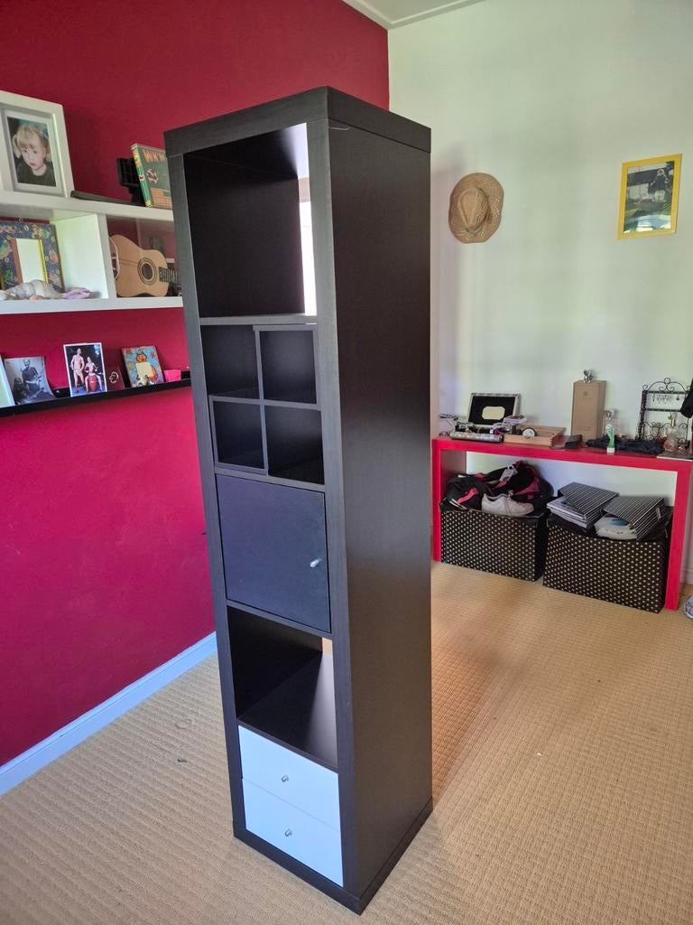 Ikea Kallax 1x5 kast zwartbruin - Zeer goede staat, Ophalen, Minder dan 50 cm, Met deur(en), Zo goed als nieuw