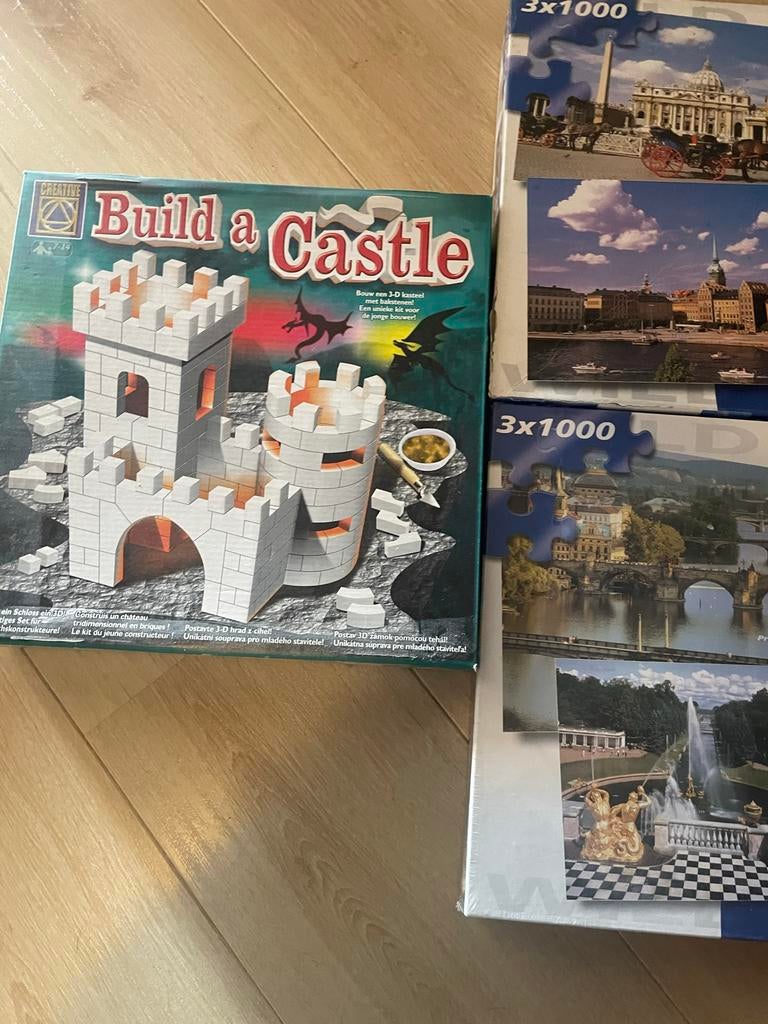 Puzzelboxen (2x 3x1000 stukjes) en Build a Castle 3D, Ophalen, 500 t/m 1500 stukjes, Gebruikt, Legpuzzel