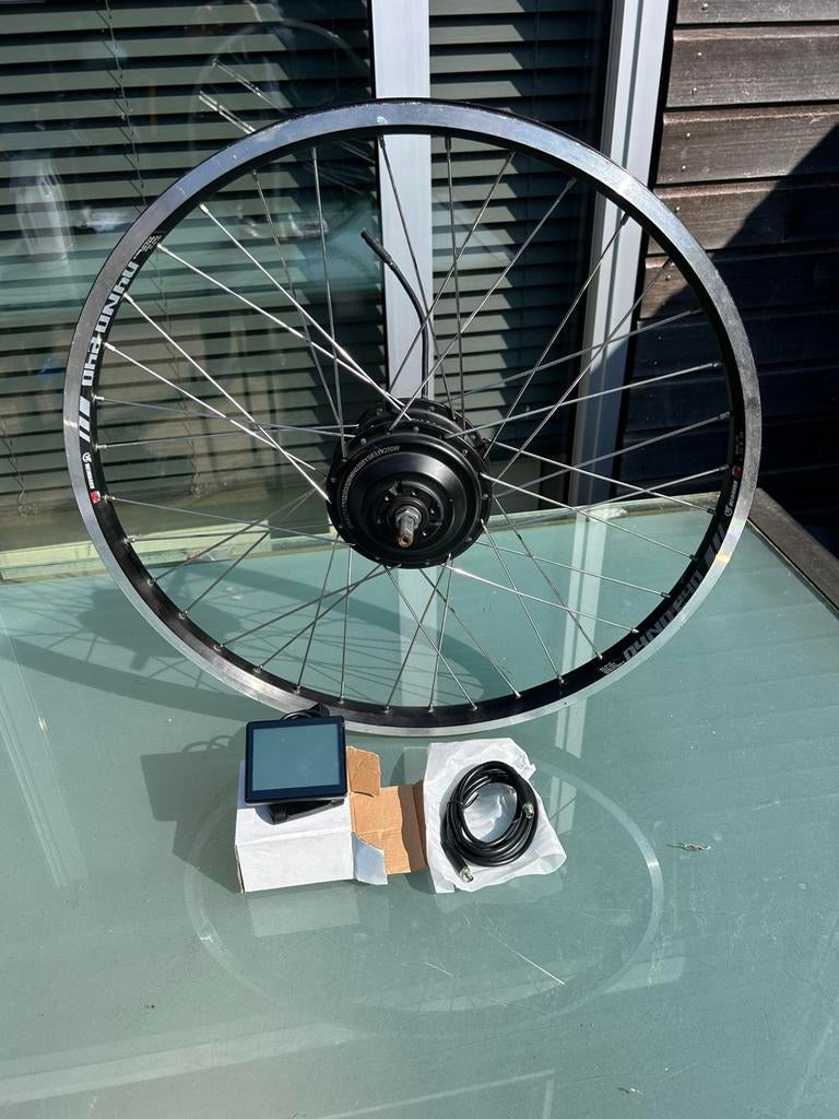 Babboe bakfiets wiel  met GWA motor en Display ibo- G600, Fietsen en Brommers, Ophalen of Verzenden, Zo goed als nieuw, Verlichtingsset