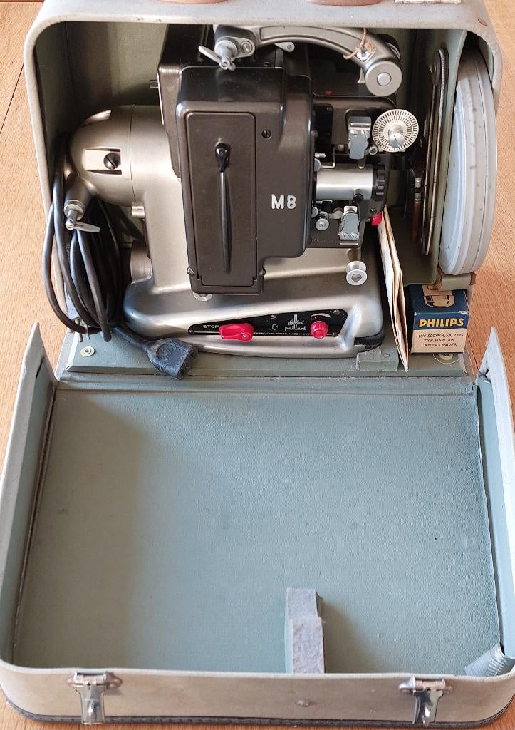 8mm filmprojector Bolex Paillard in perfecte staat, Verzamelen, Fotografica en Filmapparatuur, Ophalen, Projector