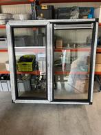 Kunststof kozijn met dubbel glas - Nieuwstaat, Ophalen, Kunststof, Raamkozijn, Nieuw