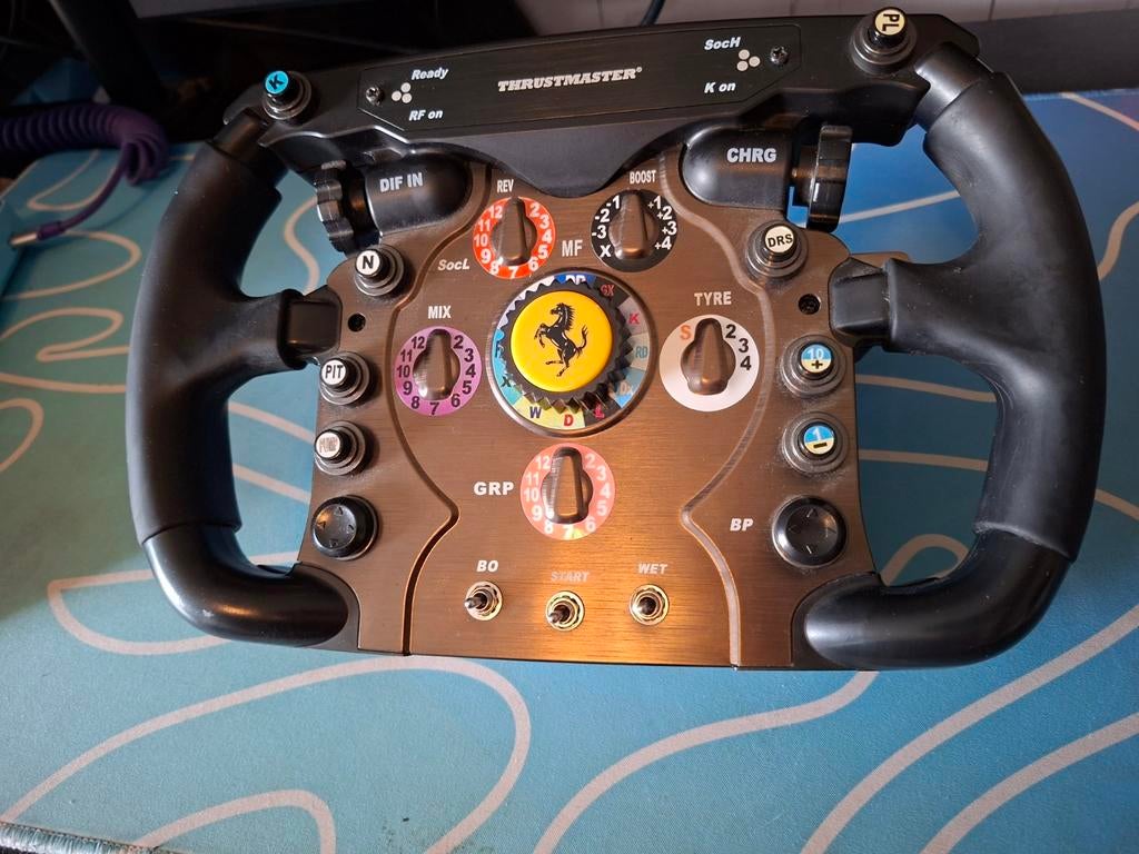 Thrustmaster Ferrari F1 Wheel Add-On, 1 speler, Racen en Vliegen, Ophalen of Verzenden, Zo goed als nieuw