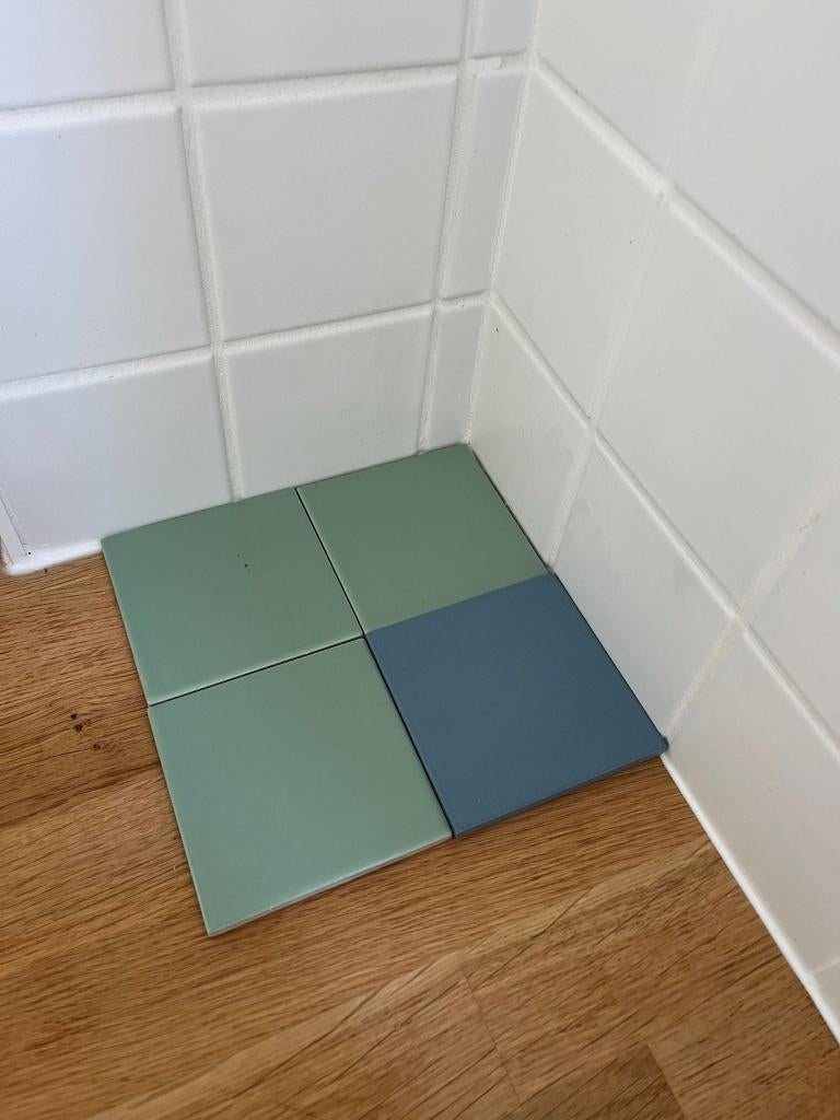 Italiaans keramische tegels 10x10 (groen + wit), Doe-het-zelf en Verbouw, Tegels, Ophalen, Nieuw, Minder dan 20 cm, Minder dan 20 cm