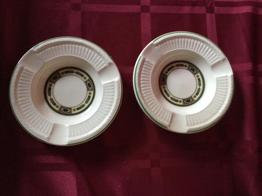Wedgwood Carlton asbakje 12cm - per stuk € 4,00 nwstaat, Overige typen, Nieuw, Ophalen of Verzenden, Wedgwood