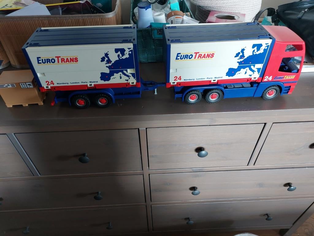 Vrachtwagen met oplegger, Ophalen of Verzenden