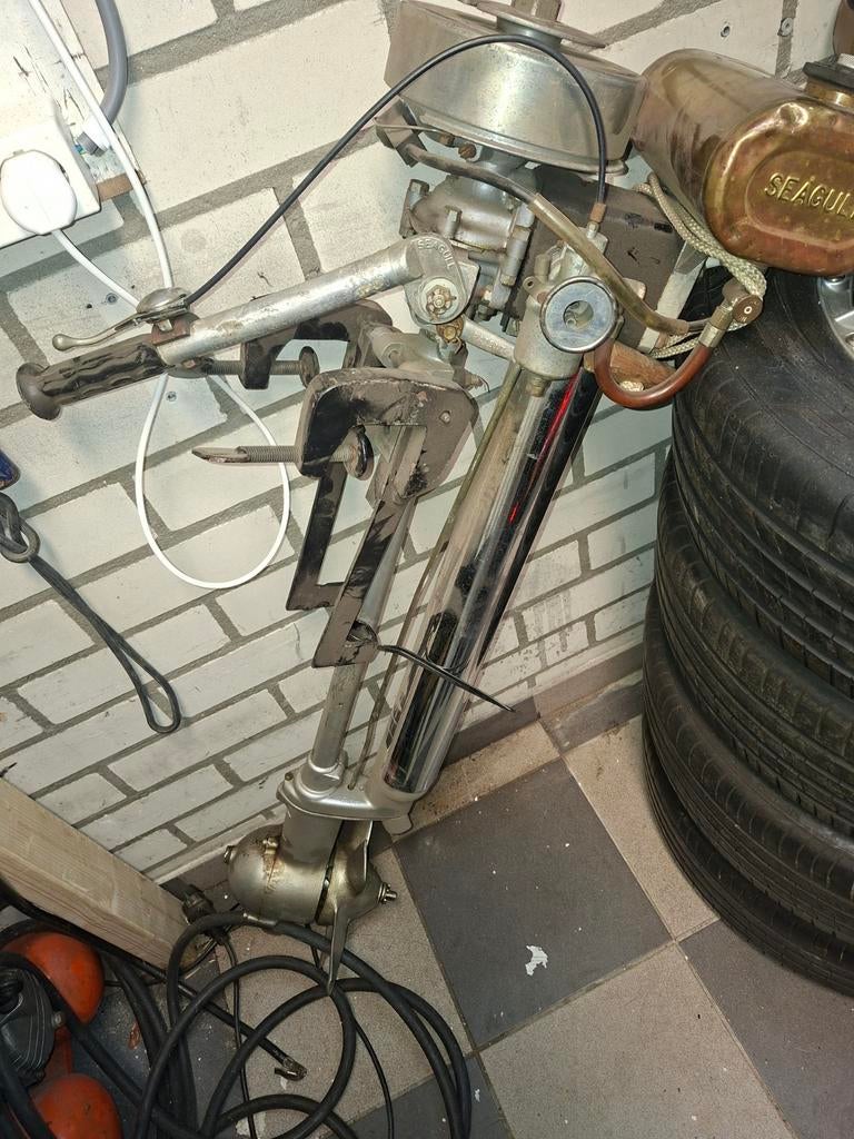 Buiteboordmoter, Ophalen