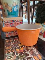 Oranje retro hippie emaille fondue pan le creuset, Huis en Inrichting, Keuken | Potten en Pannen, Ophalen of Verzenden, Gietijzer