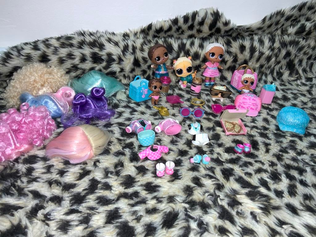 LOL Surprise poppen en accessoires set, Ophalen of Verzenden, Zo goed als nieuw, Overige typen