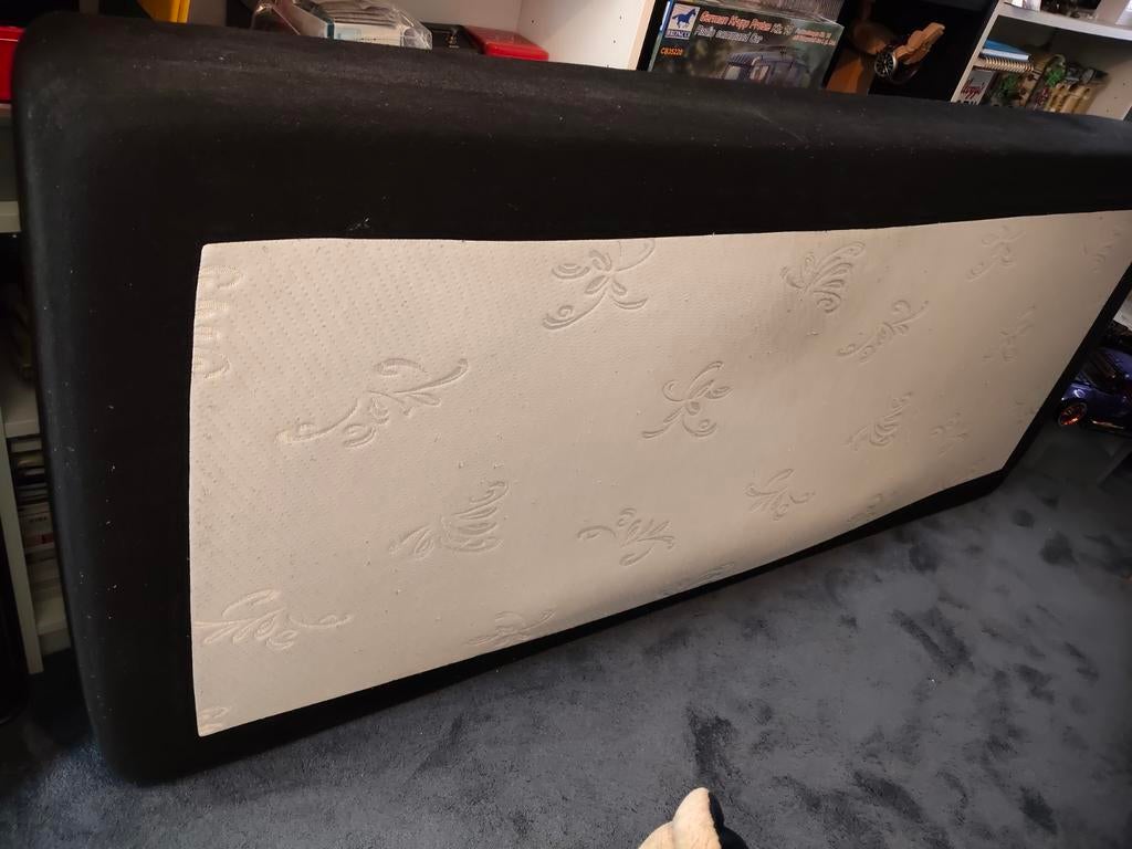 Gratis Swiss Sense matras 210x90x24cm - Zeer nette staat, Ophalen, 90 cm, Eenpersoons, 210 cm