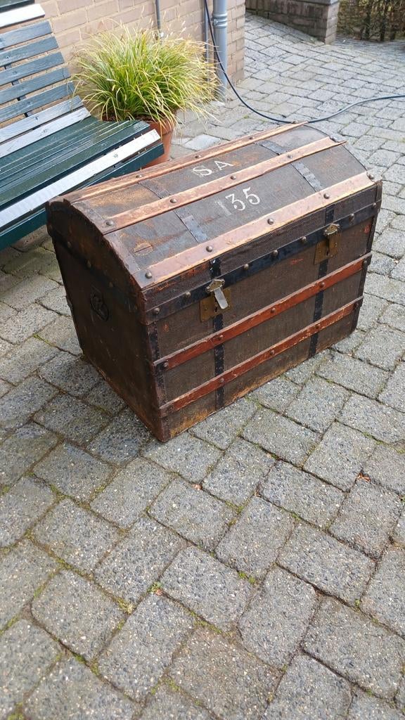 Oude reiskoffer / kist, Ophalen, 30 cm of meer, Gebruikt, 80 cm of meer