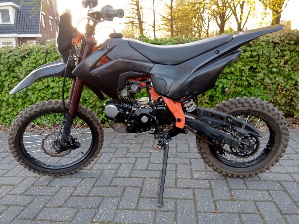 Gave 125 cc ultra pitbike, Fietsen en Brommers, Minibikes, Midibikes en Pitbikes, Gebruikt, Pitbike, Schijfrem, Ophalen