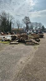 Gratis Paasvuur hout gebruikte pallets en houtafval, Gebruikt, 25 tot 50 mm, Ophalen of Verzenden, Pallet