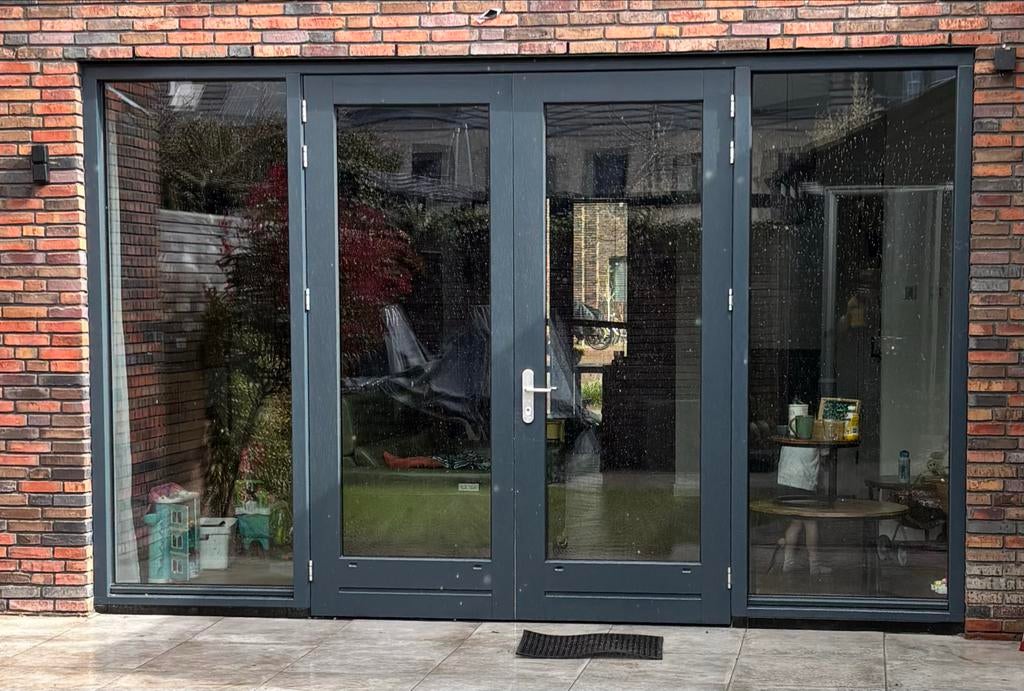 Houten pui openslaan achterdeuren/zijlichten, circa 4m breed, Ophalen, Gebruikt, Deurkozijn, 225 cm of meer