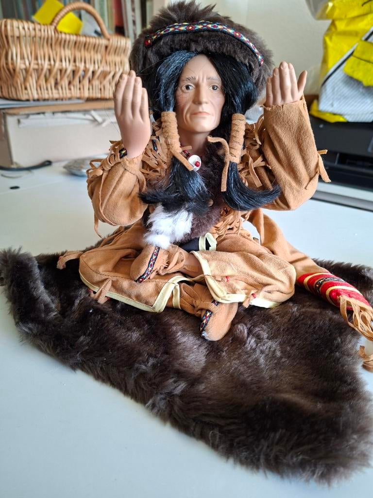 Indianenbeeld, Ophalen of Verzenden, Zo goed als nieuw, Beeldje of Poppetje
