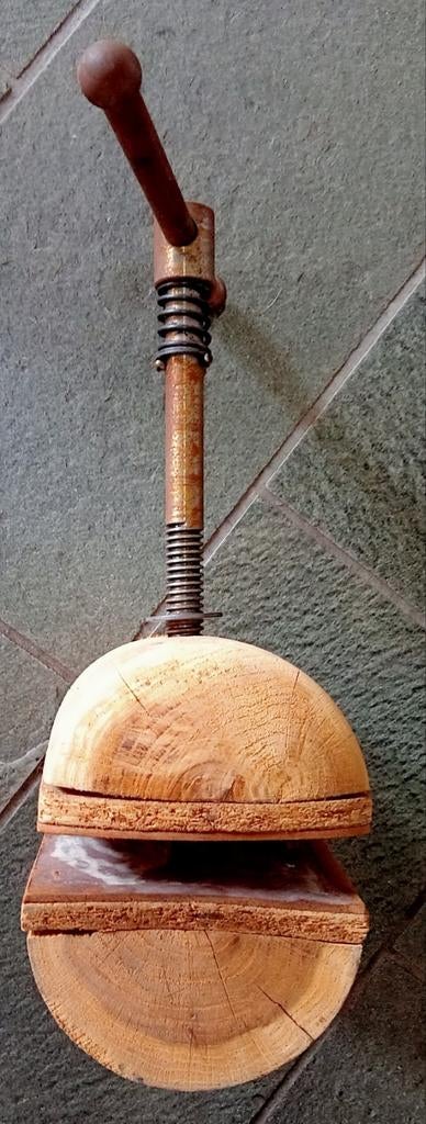 Oude Boekenpers, Ophalen