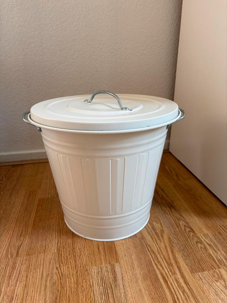 IKEA Prullenbak/Opbergbak, Huis en Inrichting, Woonaccessoires | Prullenbakken, Gebruikt, Metaal, Minder dan 50 cm, 10 tot 20 liter