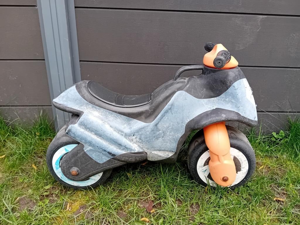 Loopfiets en loopbrommer - gratis af te halen, Ophalen, Gebruikt, Loopfiets