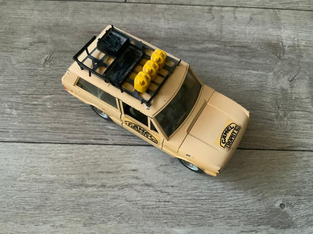 Burago 1:24 Camel Trophy Range Rover Safari 1982, Ophalen of Verzenden, Zo goed als nieuw, Bburago