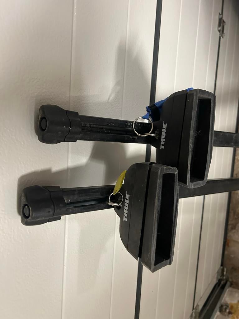 Thule dakdragers afsluitbaar voor Mercedes CLA, Auto diversen, Dakdragers, Ophalen of Verzenden, Gebruikt