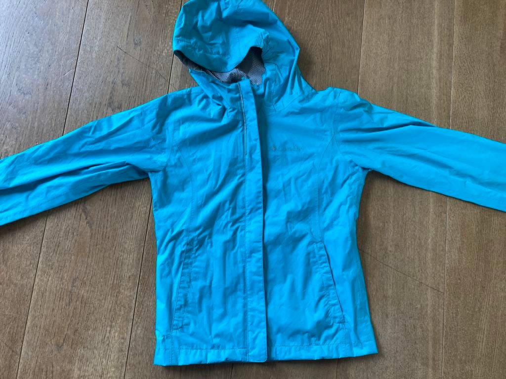 Outdoorjas/regenjas 122/128 - Columbia, Kinderen en Baby's, Kinderkleding | Maat 122, Ophalen of Verzenden, Zo goed als nieuw