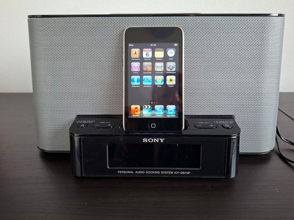 SONY DOCKINGSTATION + Ipod 8 GB, Ophalen of Verzenden
