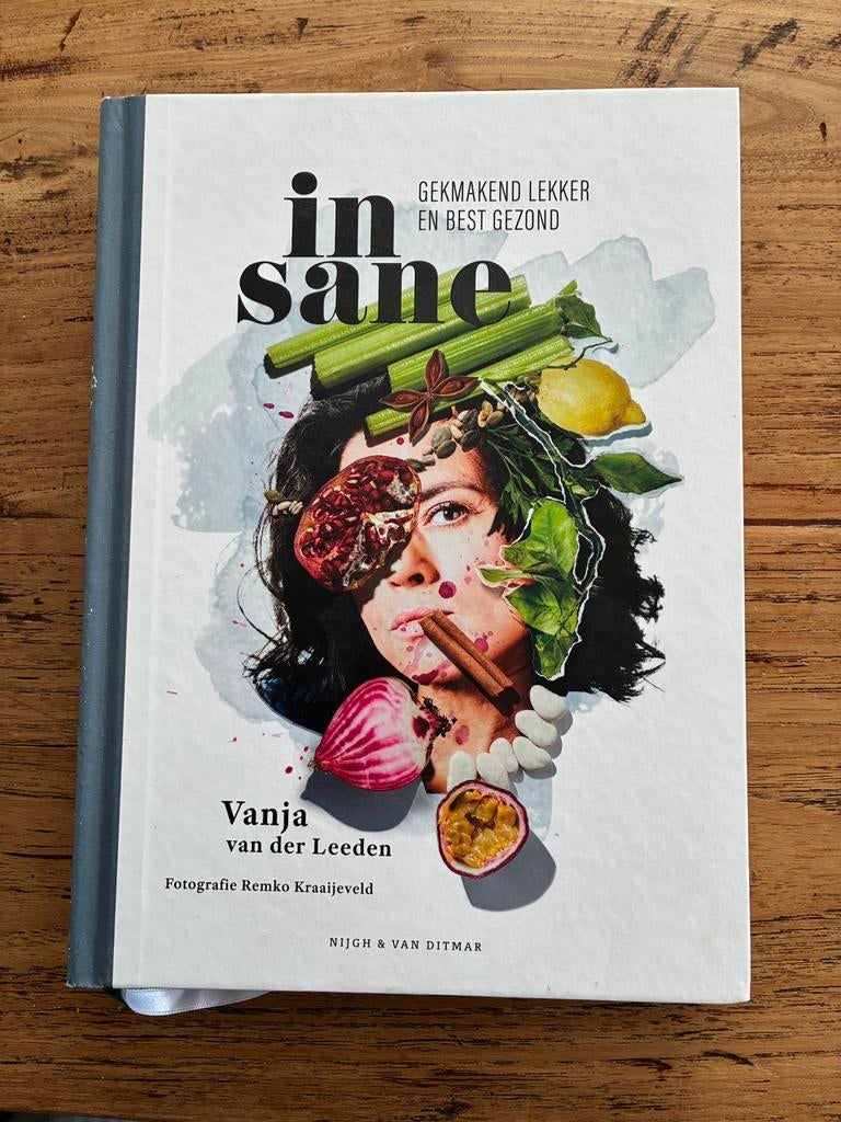 Kookboek Insane Vanja van der Leeden, Ophalen, Gelezen