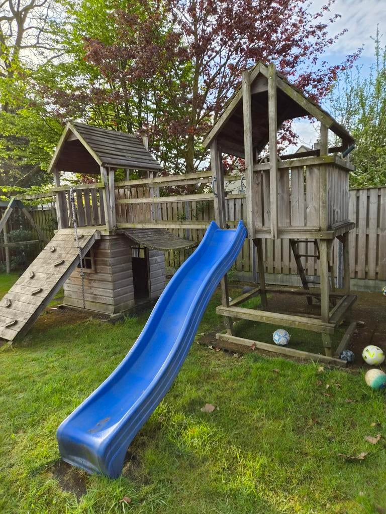 Houten speeltoestel met glijbaan en schommel, Kinderen en Baby's, Speelgoed | Buiten | Speeltoestellen, Ophalen, Schommel