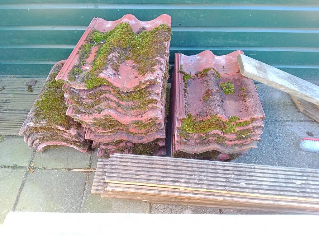 Gratis dakpannen incl. nok, Ophalen, Steen of Klei, 15 m² of meer, Dakpannen